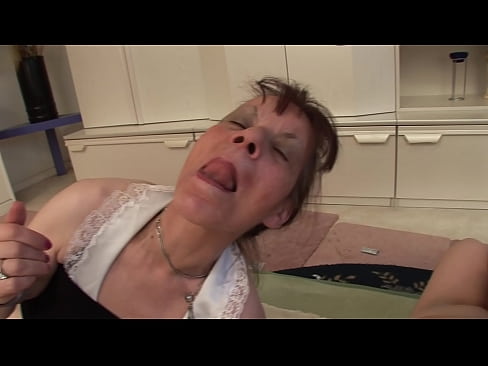 ❤️ Две бабе и један деда имају тројку ❤ Секс видео ат порн sr.epicpornvideos-com.ru
